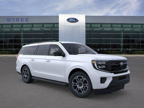 New 2026 Ford Expedition Max Active RWD image 7