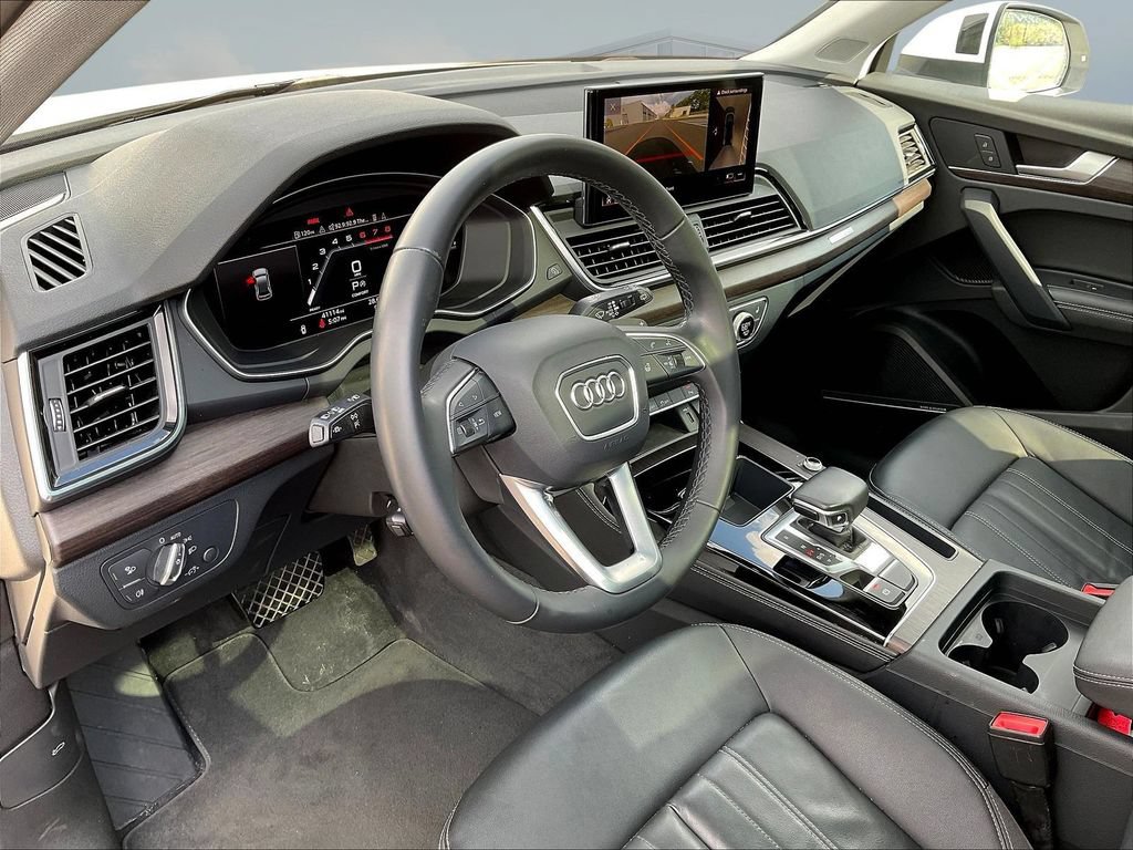 Used 2023 Audi Q5 2.0T Premium Plus w/ Premium Plus Package AWD/4WD image 19