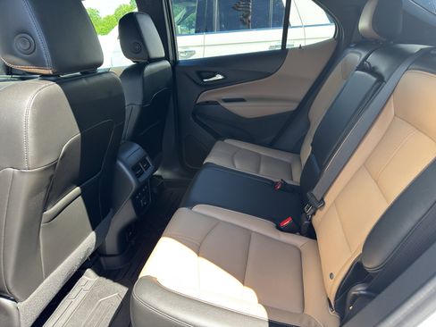 Used 2024 Chevrolet Equinox Premier FWD image 15
