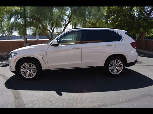 Used 2016 BMW X5 xDrive40e AWD/4WD image 4