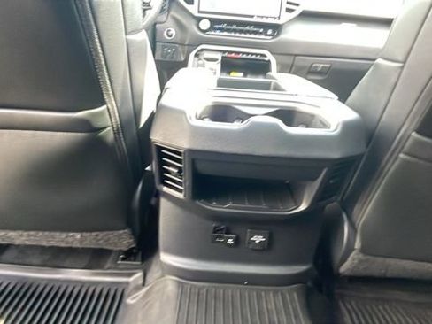 Used 2023 Toyota Tundra Limited AWD/4WD image 23