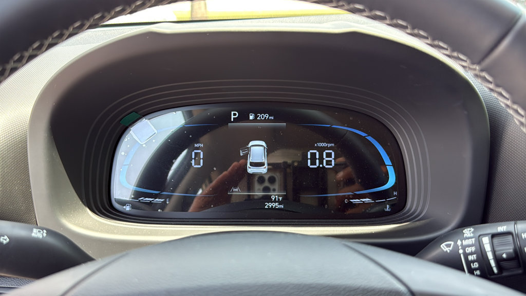 Used 2026 Hyundai Venue SEL FWD image 19