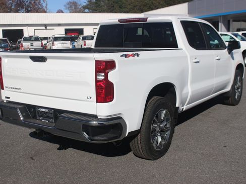 New 2026 Chevrolet Silverado 1500 LT image 7