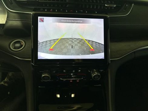 Used 2021 Jeep Grand Cherokee L Overland w/ Luxury Tech Group IV image 22