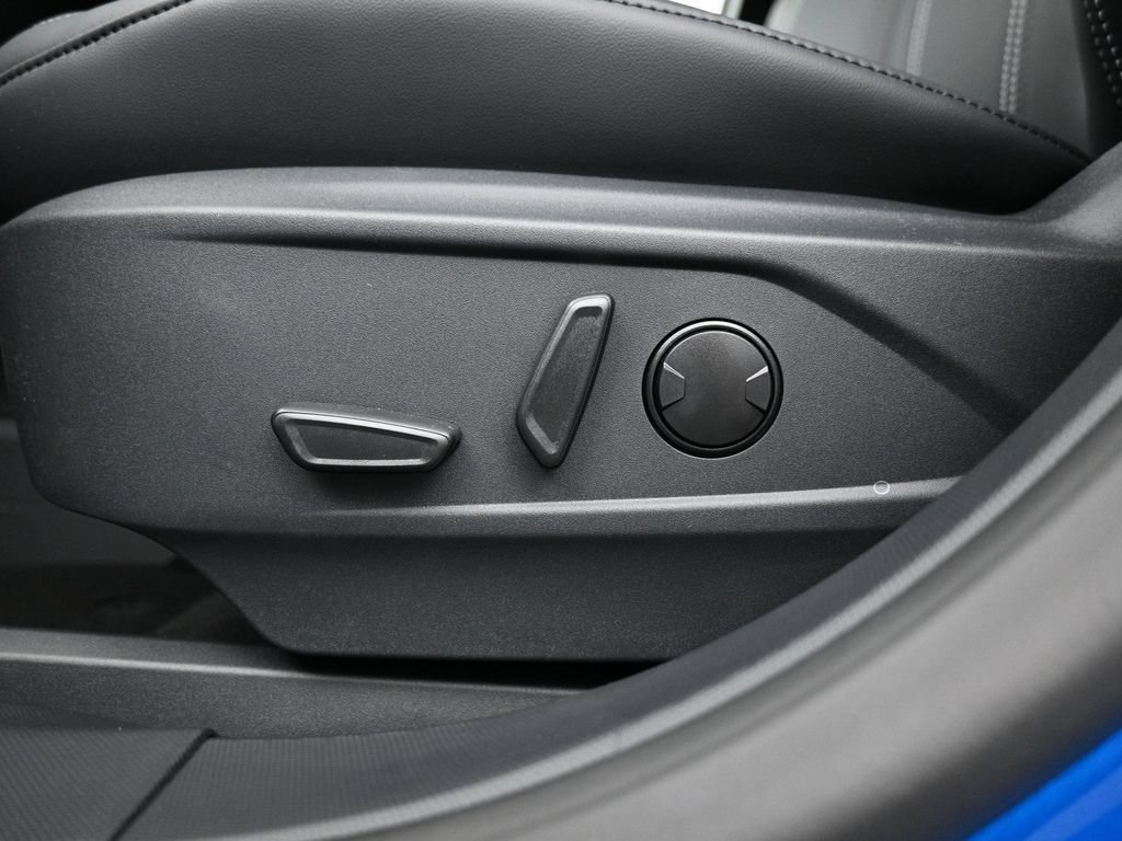 Used 2025 Ford Mustang Mach-E Select w/ Comfort Package Lite RWD image 11