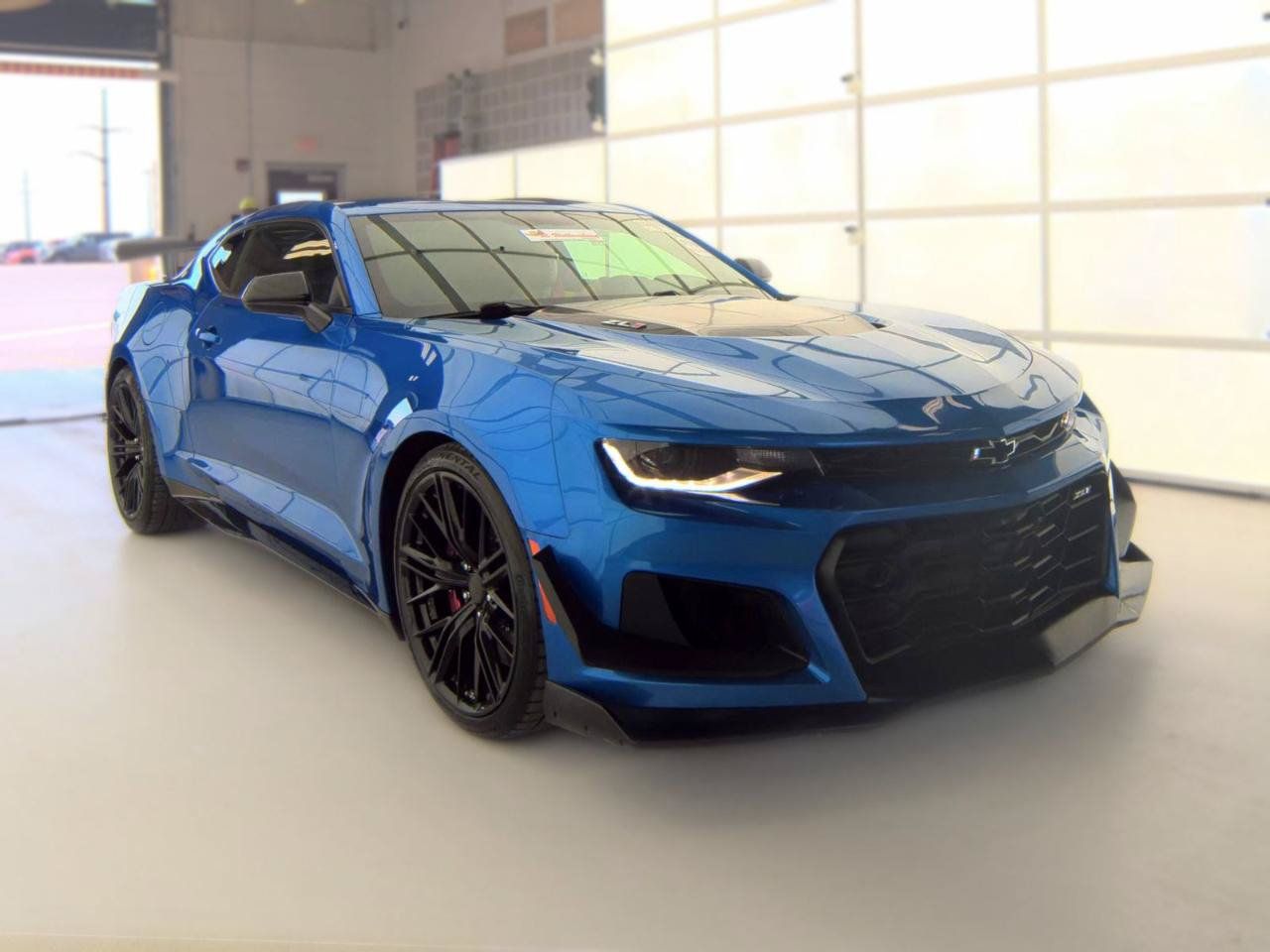 Used 2018 Chevrolet Camaro ZL1 RWD image 1