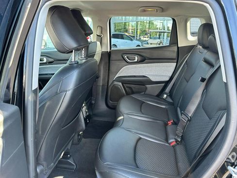 Used 2022 Jeep Compass Latitude w/ Convenience Group FWD image 7
