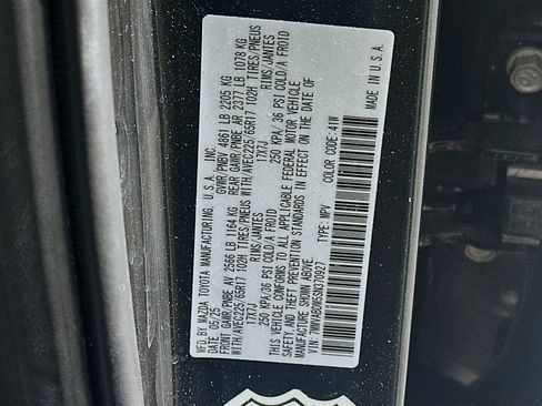 Used 2025 MAZDA CX-50 AWD 2.5 S w/ Premium Package image 12