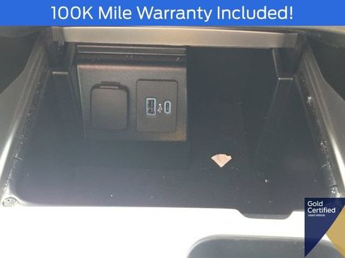 Used 2023 Ford Explorer XLT RWD image 37