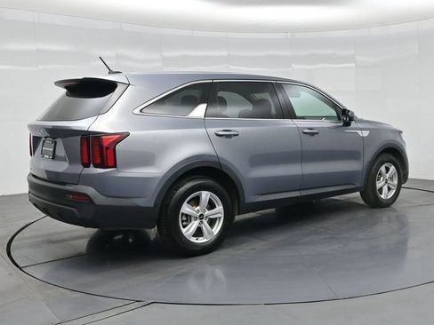 Certified 2023 Kia Sorento LX FWD image 27