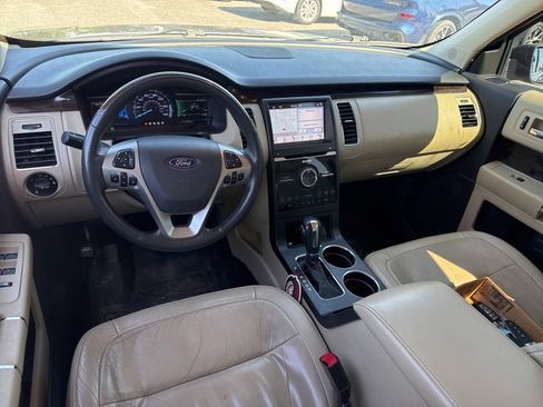 Used 2019 Ford Flex Limited AWD/4WD image 8