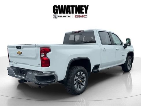 Used 2025 Chevrolet Silverado 2500 LT w/ Safety Package AWD/4WD image 5