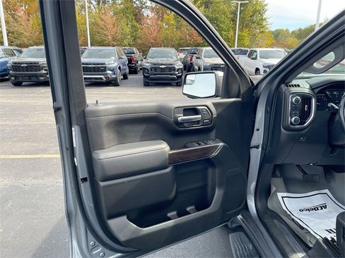 Used 2020 GMC Sierra 1500 SLT image 21