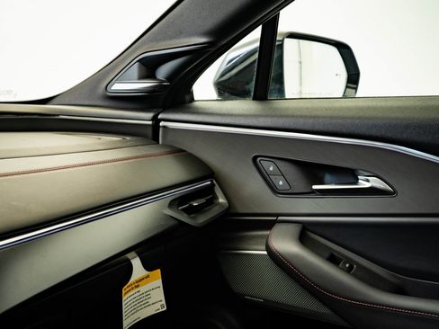 Certified 2024 Acura ZDX A-Spec image 34