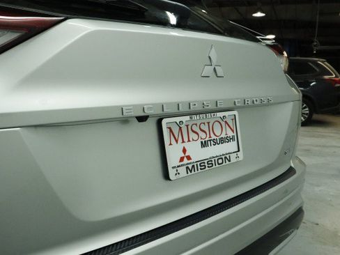 New 2026 Mitsubishi Eclipse Cross SEL AWD/4WD image 4