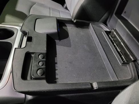 Used 2021 RAM 1500 Express w/ Wheel & Sound Group image 45