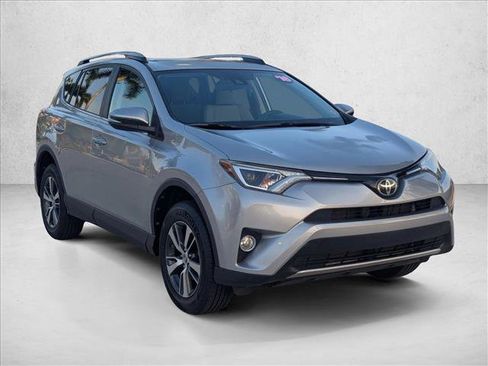 Used 2018 Toyota RAV4 XLE w/ Plus Extra Value Package FWD image 3