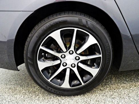 Used 2015 Acura TLX w/ Technology Package FWD image 30