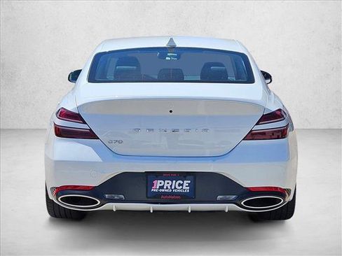 Used 2025 Genesis G70 2.5T image 7