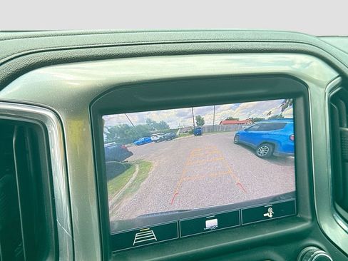 Used 2020 Chevrolet Silverado 1500 LT w/ Texas Edition AWD/4WD image 17