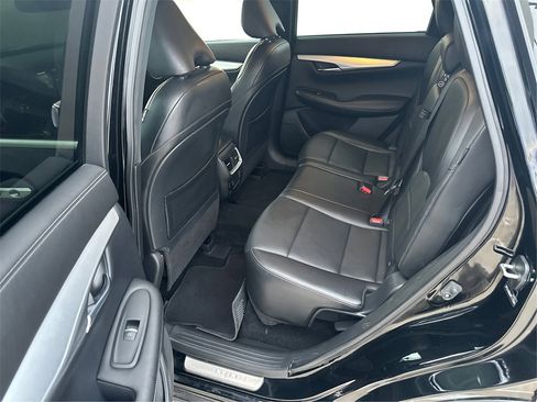 Used 2021 INFINITI QX50 Luxe image 10