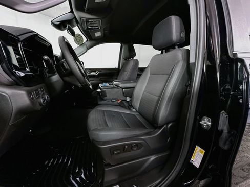 Used 2023 Chevrolet Silverado 1500 LT AWD/4WD image 17