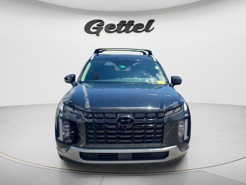 Used 2024 Hyundai Palisade Limited FWD image 2