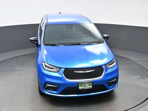 New 2026 Chrysler Pacifica Select AWD/4WD image 29