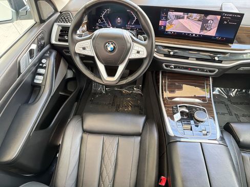 Used 2026 BMW X7 xDrive40i AWD/4WD image 29