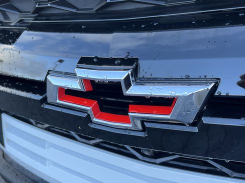 Certified 2024 Chevrolet Colorado ZR2 w/ ZR2 Bison Edition image 8