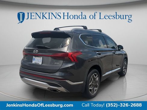 Used 2023 Hyundai Santa Fe Limited FWD image 3