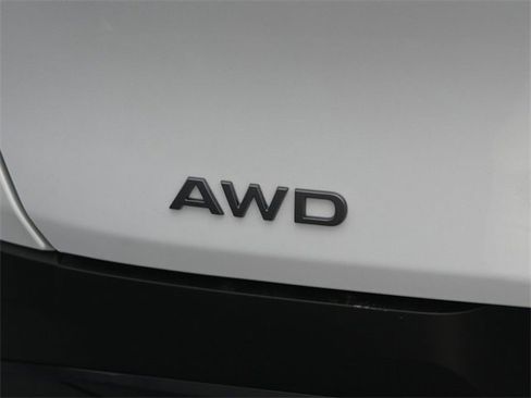 New 2025 Nissan Murano SL image 16