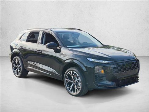 New 2026 Audi Q3 quattro 2.0T AWD/4WD image 5