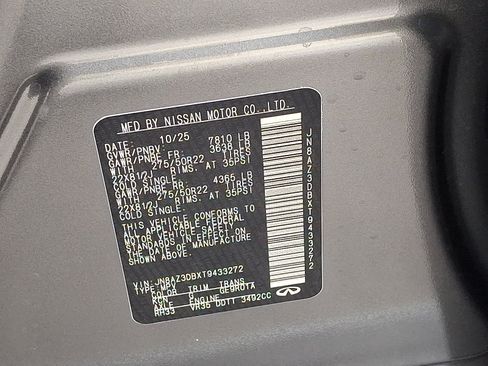 New 2026 INFINITI QX80 SPORT AWD w/ Sport Exterior Package image 9