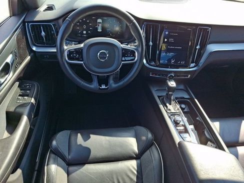 Used 2019 Volvo S60 T6 R-Design AWD/4WD image 11