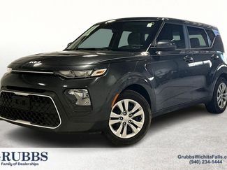 Used 2022 Kia Soul LX image 1