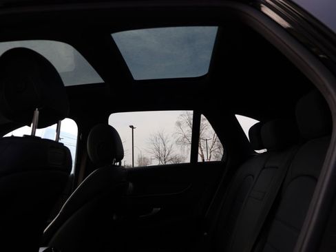 Used 2018 Mercedes-Benz GLC 300 4MATIC image 14