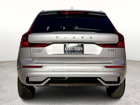 New 2026 Volvo XC60 B5 Core AWD/4WD image 7
