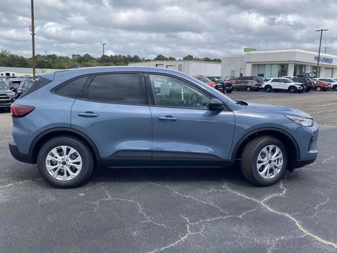 New 2026 Ford Escape Active image 2