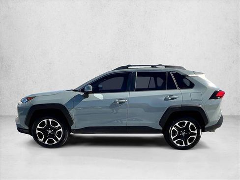 Used 2019 Toyota RAV4 Adventure image 6