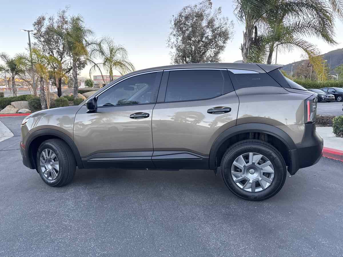 Used 2025 Nissan Kicks S w/ Charging Package FWD image 17