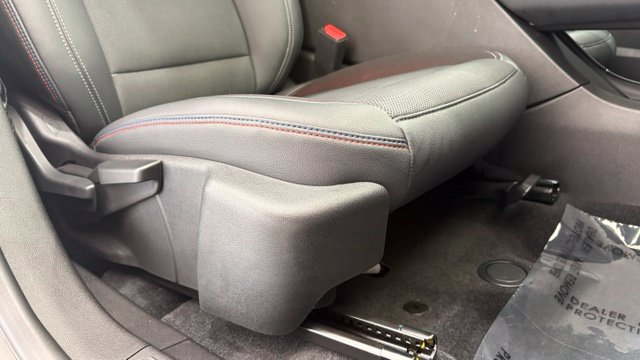 Used 2024 Chevrolet Equinox EV RS FWD image 21