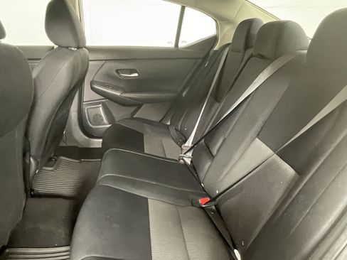 Used 2021 Nissan Sentra SV FWD image 15