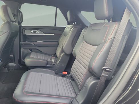 New 2026 Ford Explorer ST-Line AWD/4WD image 11