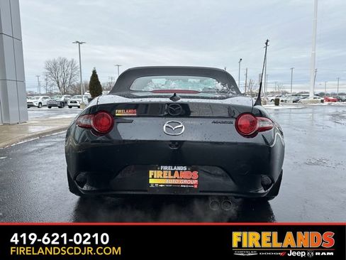 Used 2022 MAZDA MX-5 Miata Grand Touring w/ Weather Package image 6