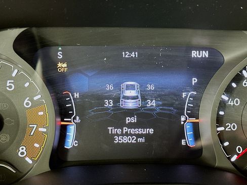 Used 2022 Jeep Compass Latitude image 19