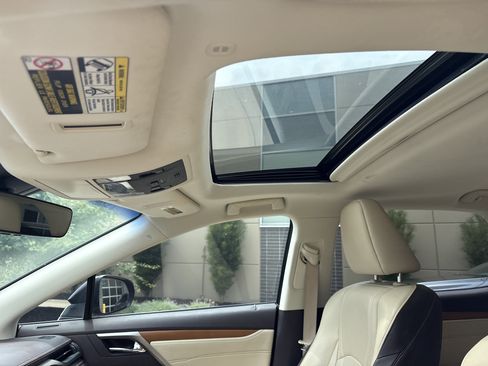 Used 2016 Lexus RX 350 AWD w/ Premium Package image 28
