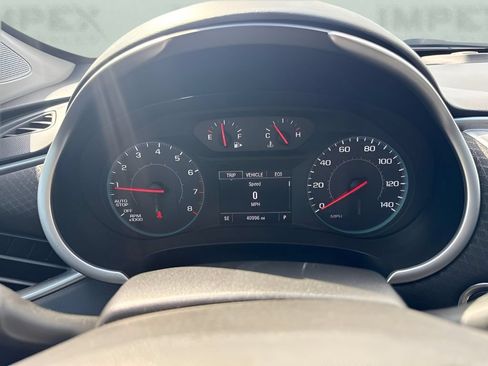 Used 2024 Chevrolet Malibu LS FWD image 11