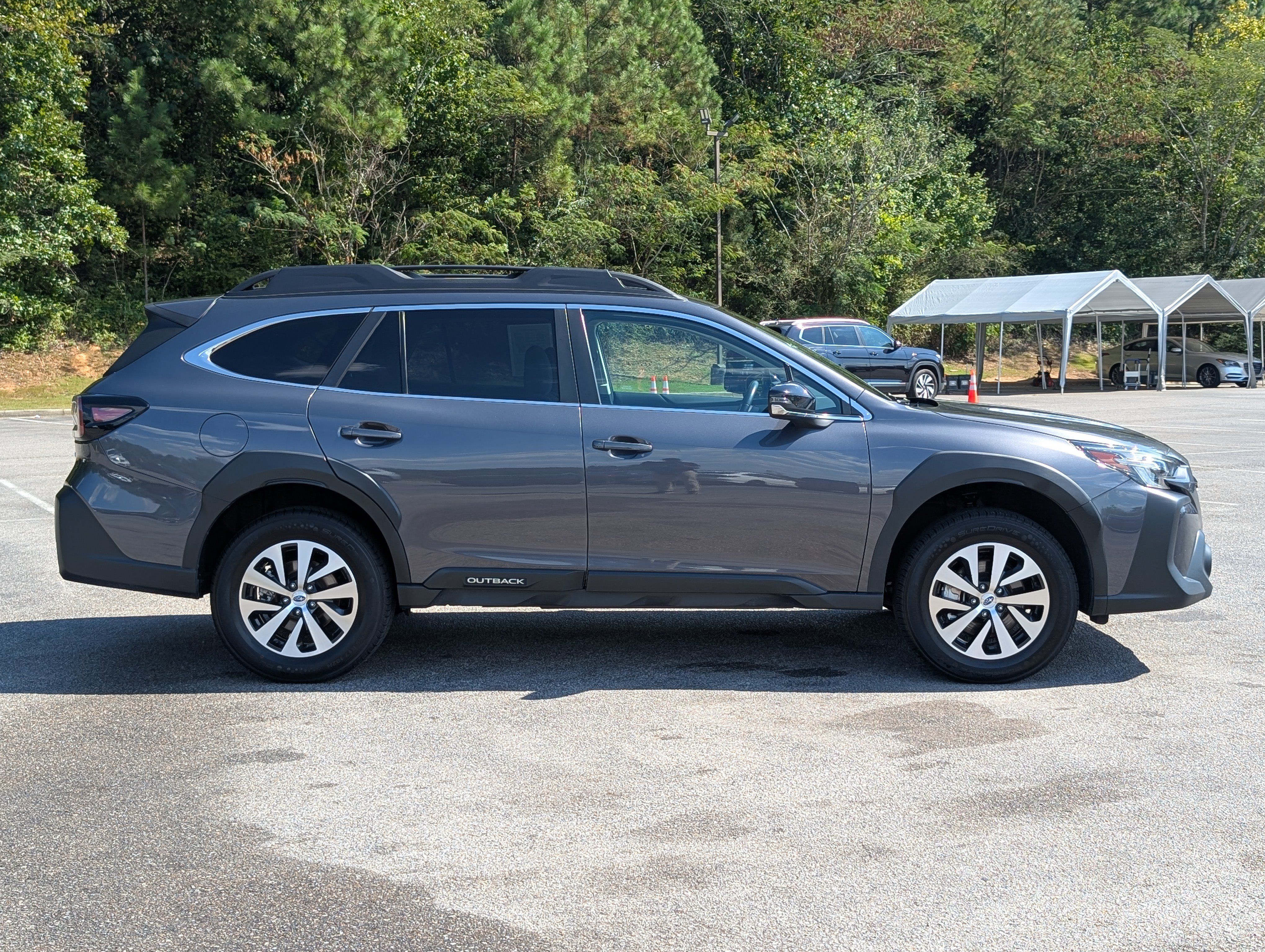 Used 2024 Subaru Outback Premium AWD/4WD image 10