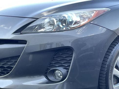 Used 2013 MAZDA MAZDA3 i Grand Touring FWD image 35